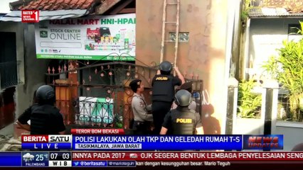 Tim Penjinak Bom Olah TKP di Rumah Terduga Teroris di Tasikmalaya