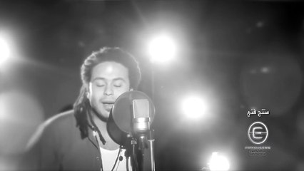 قواعدُ العشق للمحبين, أخفي الهوى و مدامعي تبديه