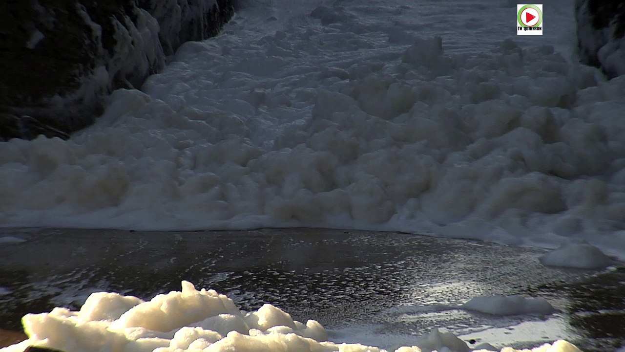 Quiberon  |  Explosion de Vagues  |  TV Quiberon 24/7