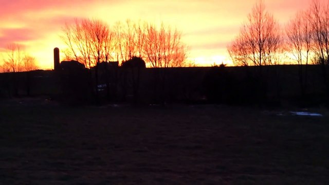 Ce coucher de soleil est juste MAGNIFIQUE