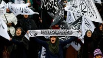 تظاهرات مخالفان دولت سوریه در مقابل اماکن دیپلماتیک ایران در ترکیه