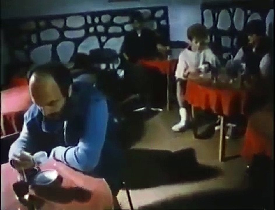 На селска дискотека през 1988 г.