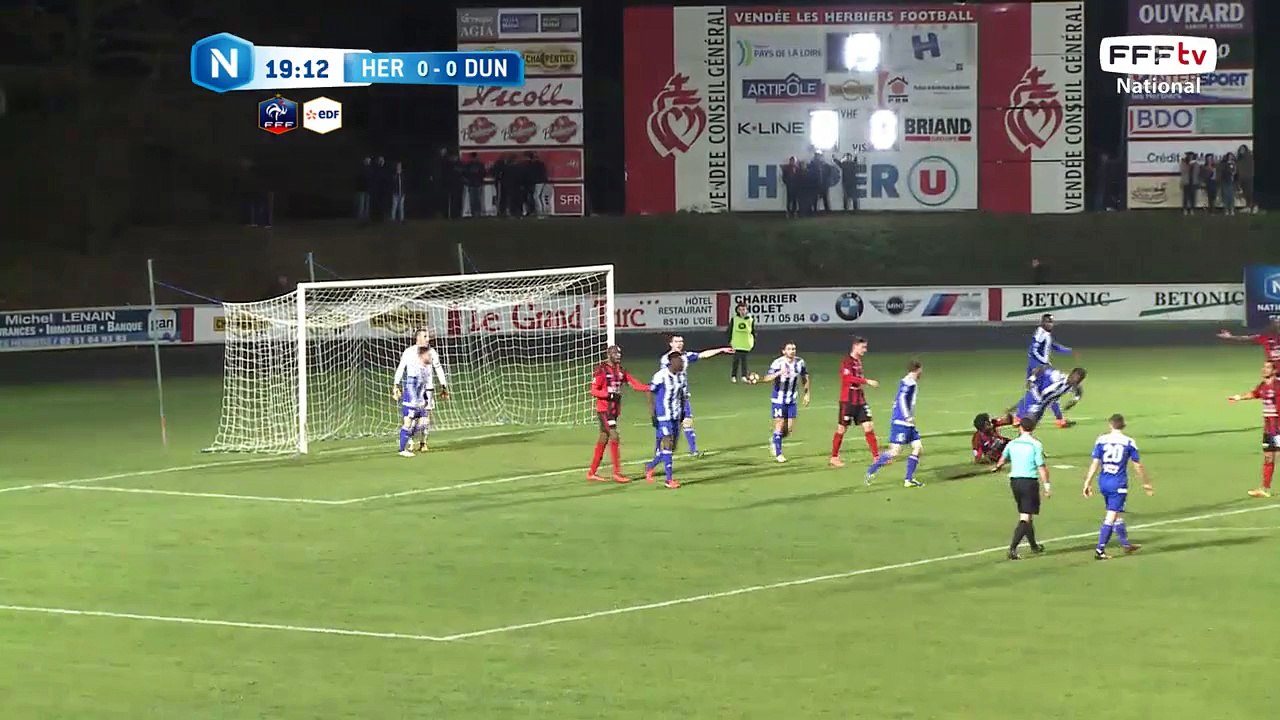 Corner, tête dangereuse d'Ismael.