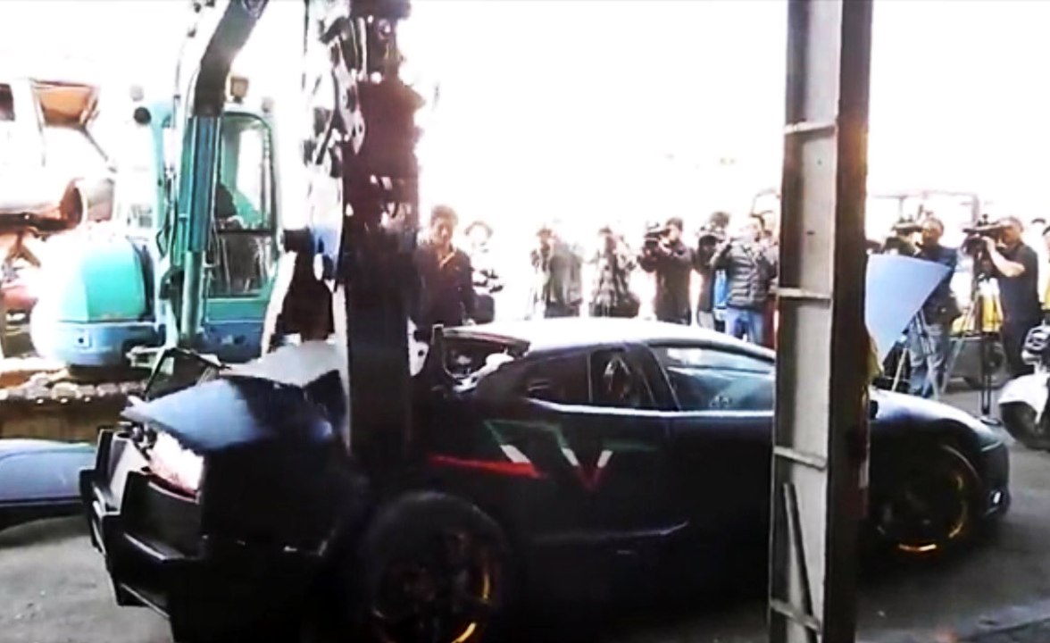 Watch $340K Lamborghini Murcielago Get Destroyed For Being Illegally Imported