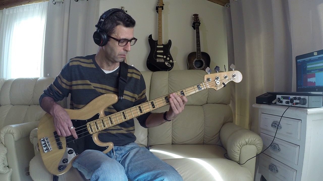 Joe Satriani - The Crush Of Love [Bass Cover]