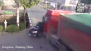 Unbelievable video of Ac cident