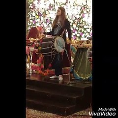 This Girl Is Breaking Stereotypes By Becoming Pakistan’s First Ever Dhol Player And Singer!