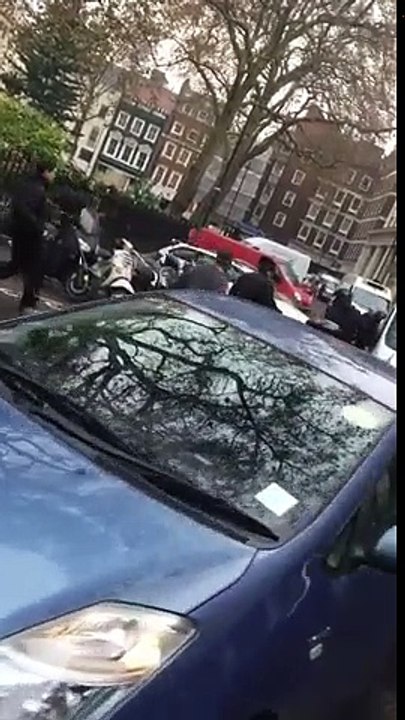 Shameless Bike Theft In Broad Daylight