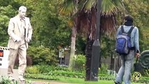 FUNNY STATUE SCARES...MOST FUNNY VIDEOS ...I HAVE EVER SEEN!!!!!!!!!!!!!!(360p)