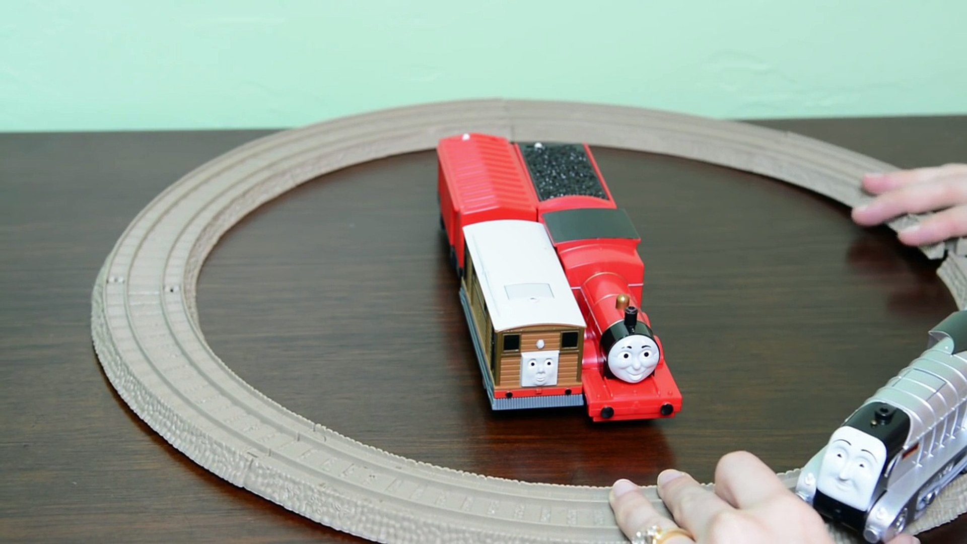 thomas and friends trackmaster toby