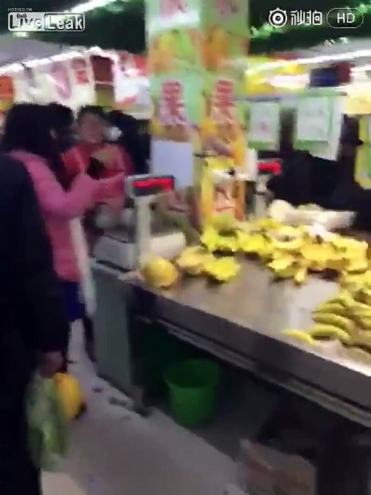 People brawl in store over certain issue
