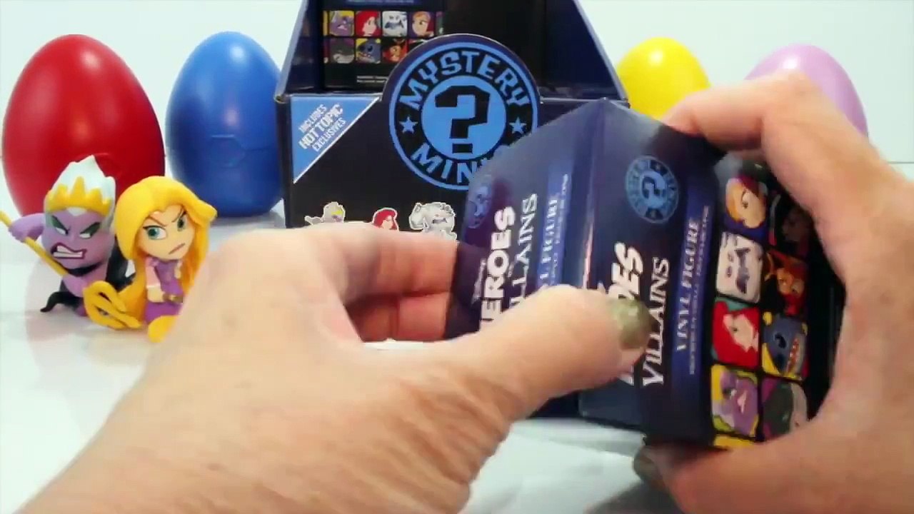 Godzillas DINOSAUR Family Toy Story with Dinosaurs, Godzilla + Toys Youtube Videos for Kids