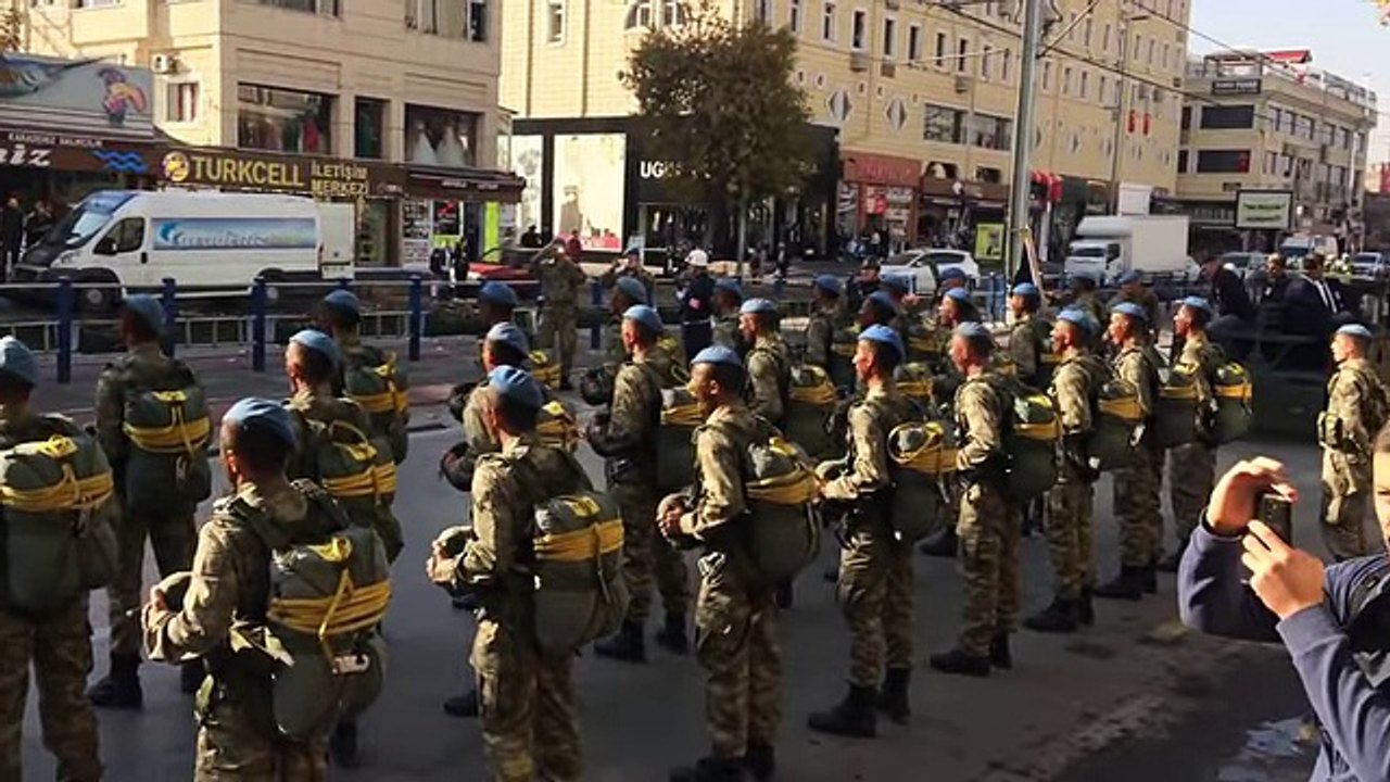 Kayseri Komandoları Kent Merkezini İnletti