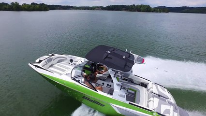 Télécharger la video: 2017 Malibu Wakesetter 24 MXZ - Wakeboarding Review