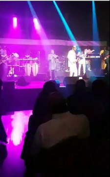 Liguey youssou ndour à Paris avec Macky Sall