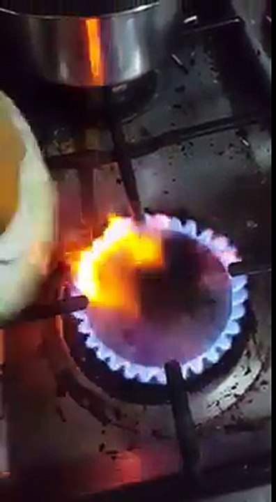 Incroyable: ce choux est en fait fabriqué à base de caoutchouc!