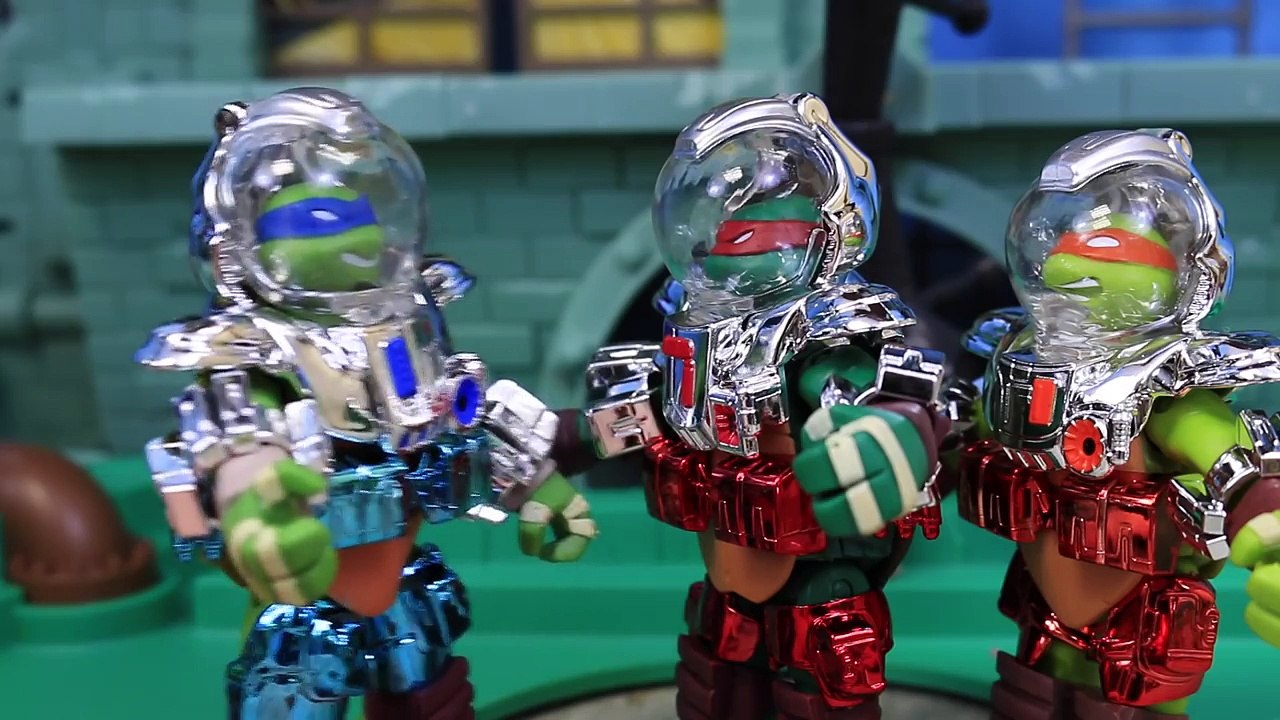 Ninja Turtles Dimension X Mozar Kidnaps TMNT Metal Mutants Donnie to Make Ninja Turtle Clones