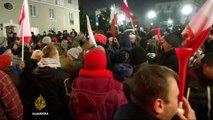 Poland: Thousands protest over press freedom