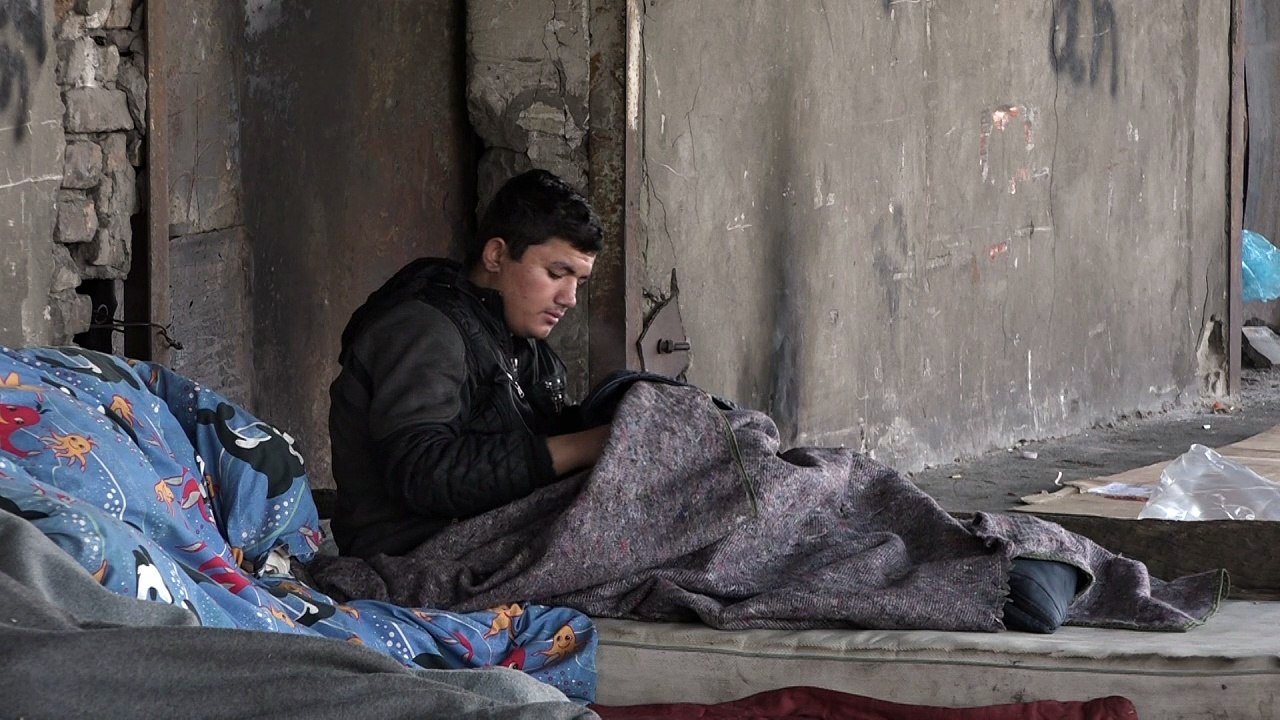 Flüchtlinge harren noch immer in Belgrad aus