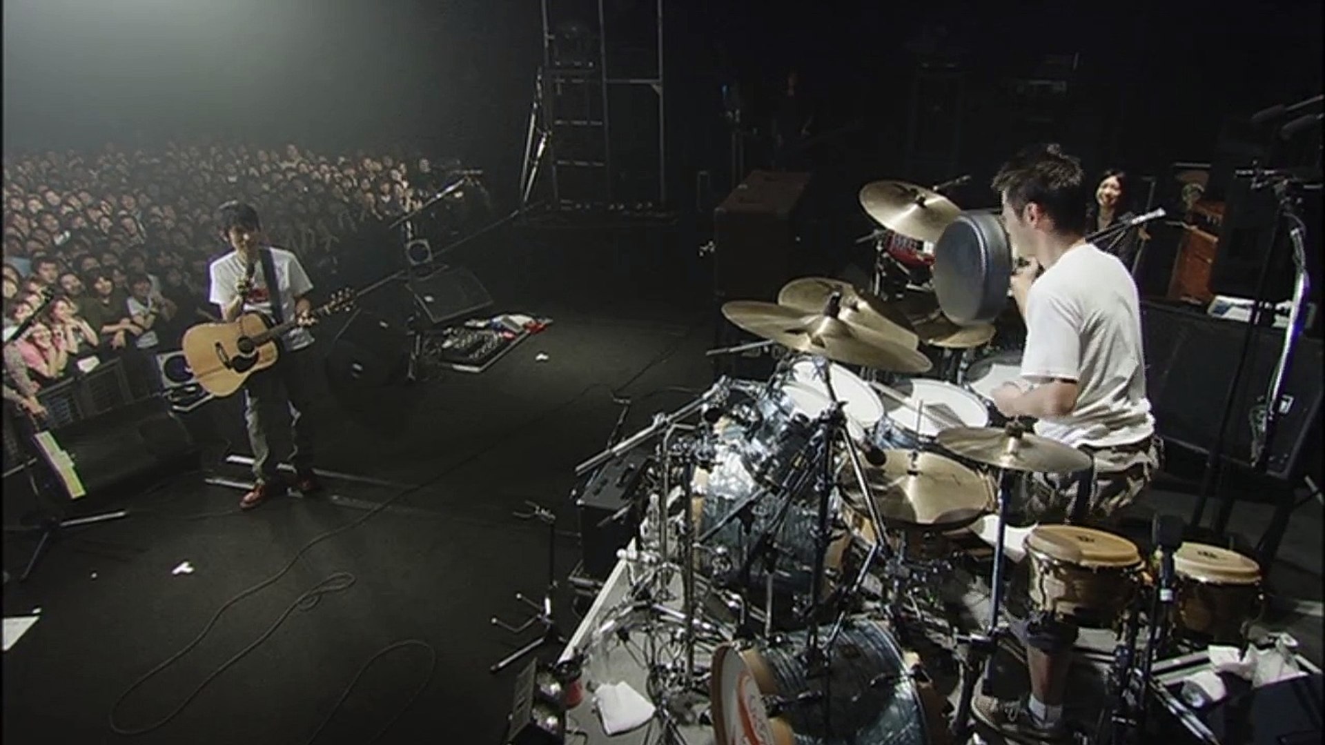 スピッツ Mc つづみを打つ 動画 Dailymotion