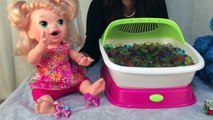 BABY ALIVE EATS ORBEEZ Cookie Monster vs Snackin Sara doll Orbeez Challenge Surprise toys Bath Spa