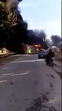 Сирия: Момент нападения на автобусы в провинции Идлиб