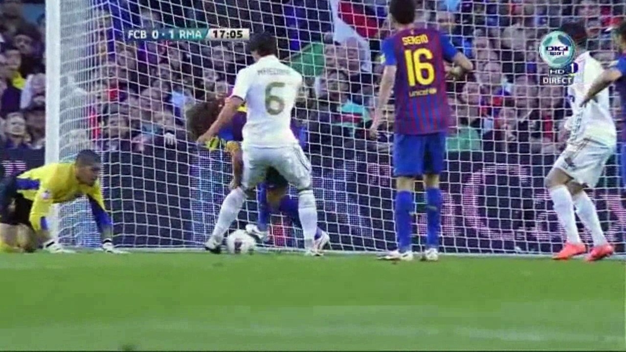 الشوط الاول مباراة ريال مدريد و برشلونة 2-1 الد...