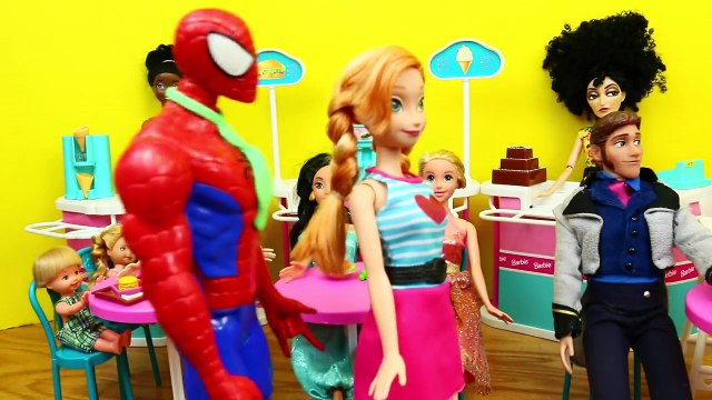 BARBIES BIRTHDAY MONTH Day 23 Barbie Goes Crazy Attacks Prince Hans + Frozen Elsa Dolls