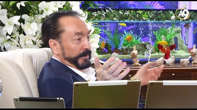 Kendi kirli, kız arkadaşı kirli sevgisiz, mutsuz insanlar benim arkadaşlarımın imanla bu kadar güzel olduğunu anlamıyor.