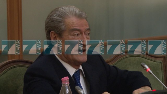 SALI BERISHA I SHMANGET “CEZ”, AKUZON BALLEN PER SHPIFES DHE HAJDUT ORDINER - News, Lajme - Kanali 7