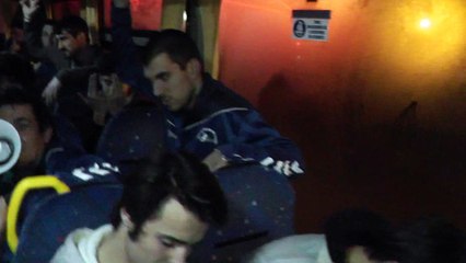 2ième perf de la soirée pour nos SG au retour de Biscarrosse : Manequin Challenge dans le bus !