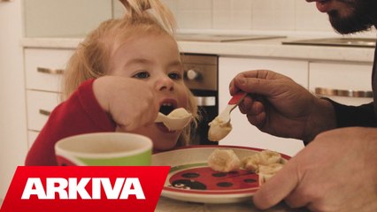 Mili - Kush ka vajze boten ka (Official Video HD)