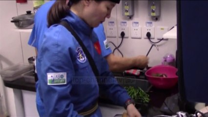 Kinë, përfundon eksperimenti i mbijetesës në hapësirë - Top Channel Albania - News - Lajme
