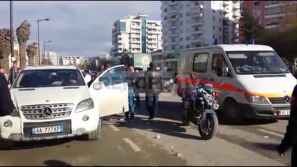 Report TV - Parkimi, vlonjati s'pranon gjobën godet me thikë punonjësit