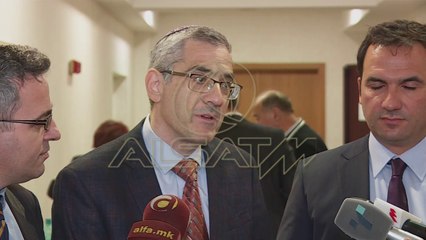 Spërngulje masive e mjekëve nga Maqedonia