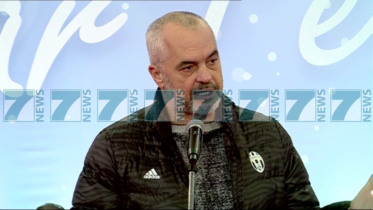 EDI RAMA FALENDERON MESUESIT NE VLORE - News, Lajme - Kanali 7