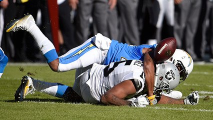 Michael Crabtree adds to Raiders' league-leading drop total