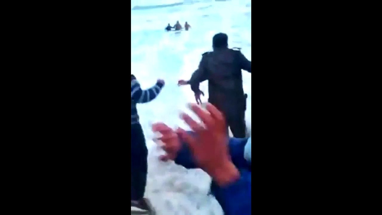 المهدية : لحظة نجاة بحار من الغرق بعد 30 ساعة سباحة