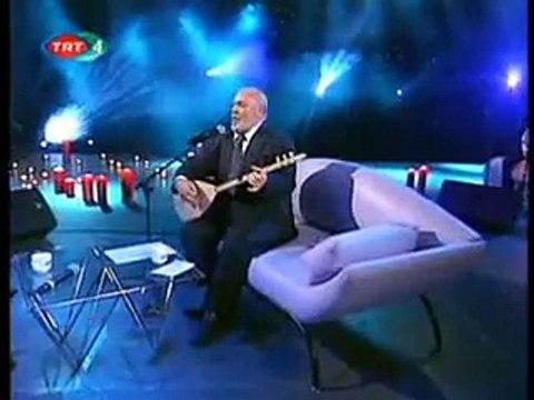 Musa Eroğlu - Harmana Serdiler Sarı Samanı