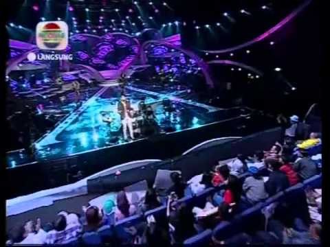Ungu - Percaya Padaku (Konser New AFI/131213)