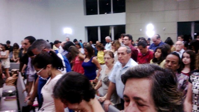 THÁBATTA, OSMILTON, VOZINHA (MARLY), BOBÔ, RIVERSON, SAULA, MIDIAN E DONA LÍDIA NO BATISMO DE RAPHAELL 05-01-2014