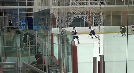 2016-12-14,Peewee Huskies vs LCC, 3rd period