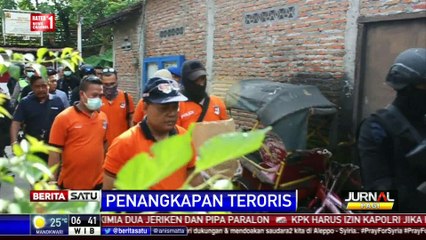 Densus 88 Geledah 2 Rumah Teroris di Solo
