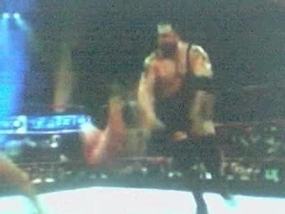 kane et big show win cade et murdoch