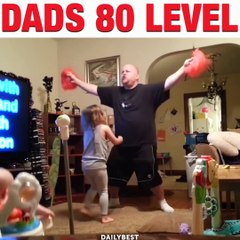 Cười chảy nước mắt với clip Khi bố trông con