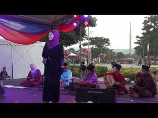 Empat Dara (LIVE) by Ramlah Ram @ Santai Ghazal Karnival Wow Putrajaya