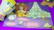 Play-Doh Belles Magical Tea Party Beauty & The Best Tea Cup Chip, Mrs Potts, Cogsworth Play Dough