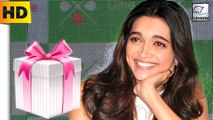 Deepika Padukone Gets An UNBELIEVABLE Gift From Farah Khan