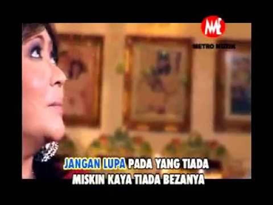Salwa Abd Rahman - Salam Lebaran (official)