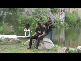 Isa Rahman (Handy Black) - Sisa Cinta Semalam (Official Music Video)